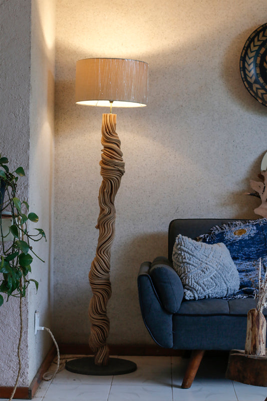 Lámpara Planko Bejuco con Pantalla